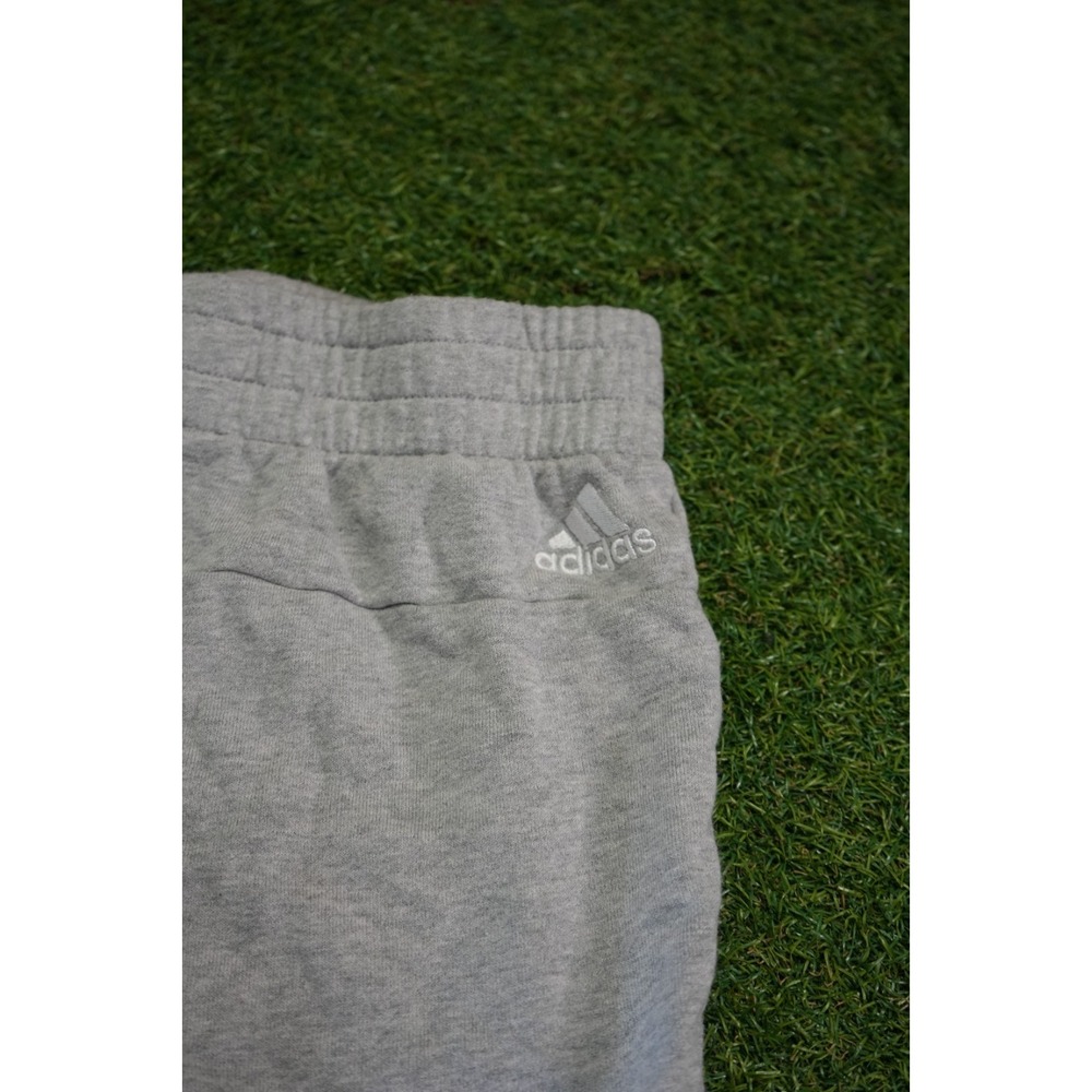 Adidas Athletic Sweat Short Women Medium Gray Logo Elastic Waist Pull-On Running - Picture 6 of 7
